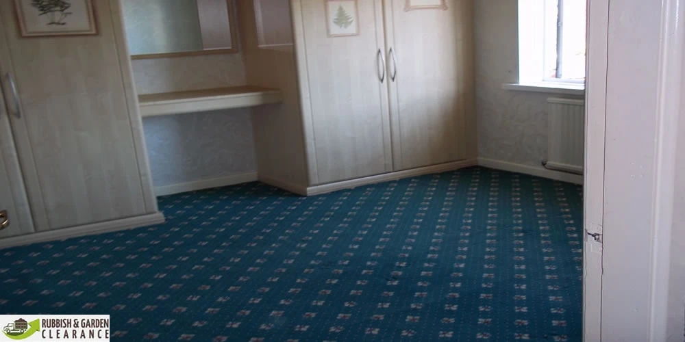 Do you need a flat clearance service in Merton?