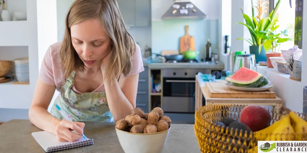 Flat clearance Merton: Top 10 simple ways to reduce waste at flat