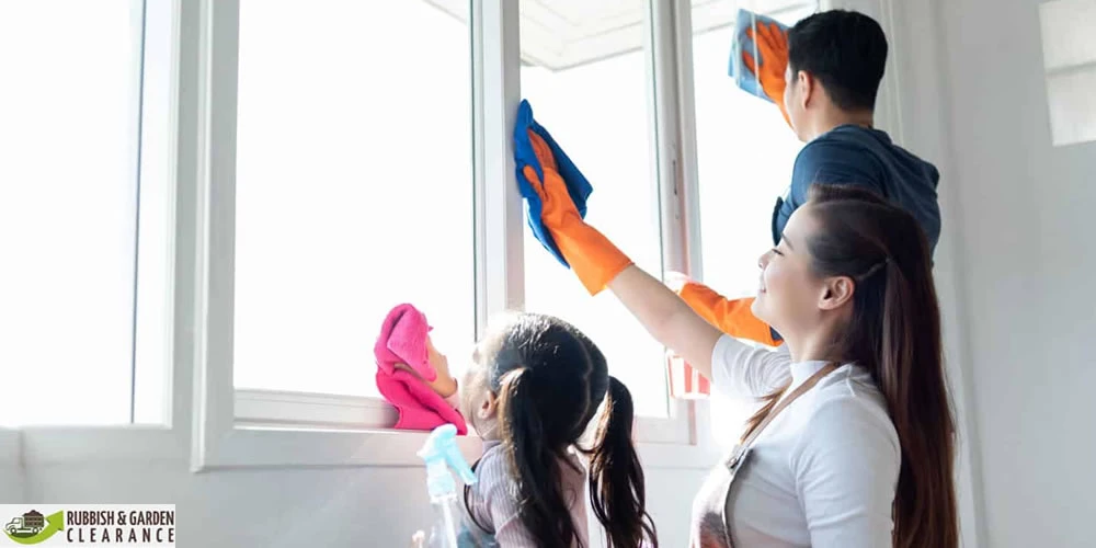 Flat Clearance Merton: 5 Reasons to Get Your Flat Cleaned Regularly