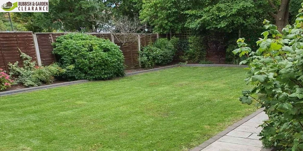 Garden Clearance: Expert garden clearance in London
