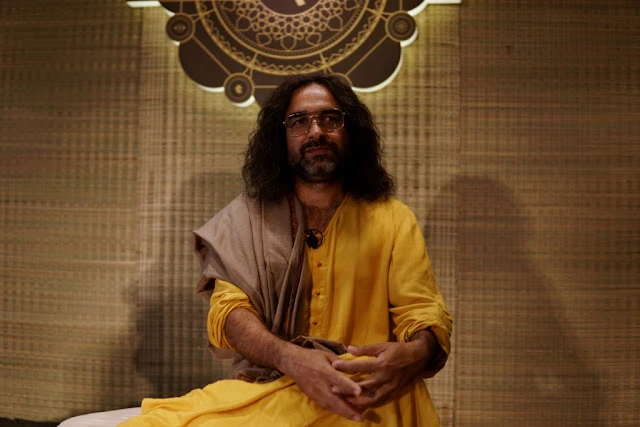 With few days to go for Sacred Games 2, Guruji Makes a Mysterious Appearance