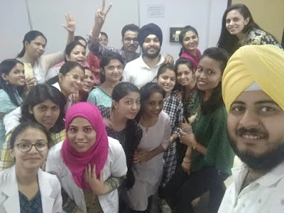 More people, more selfies, more enjoyment - mobiistar!