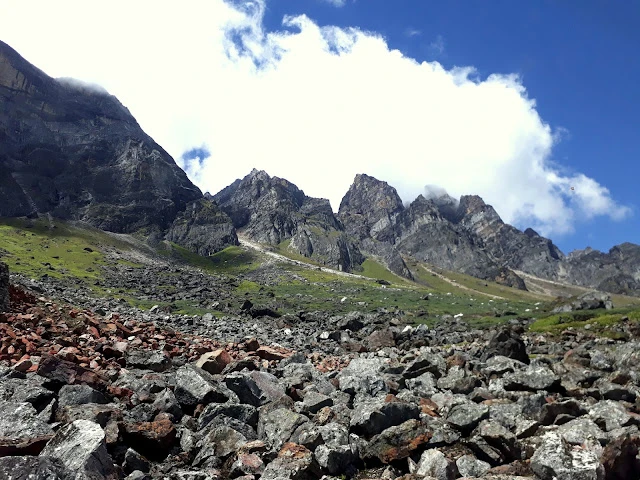 Stairway to heaven | Yumthang Valley, North Sikkim
