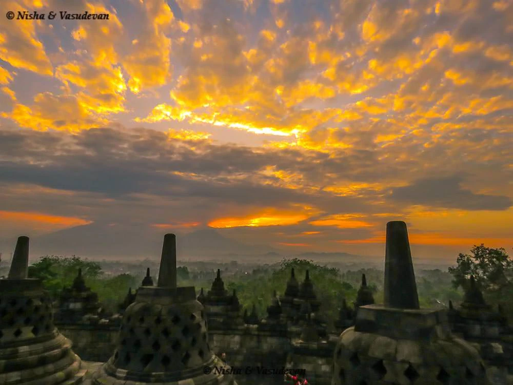 Borobodur temple yogyakarta at sunrise