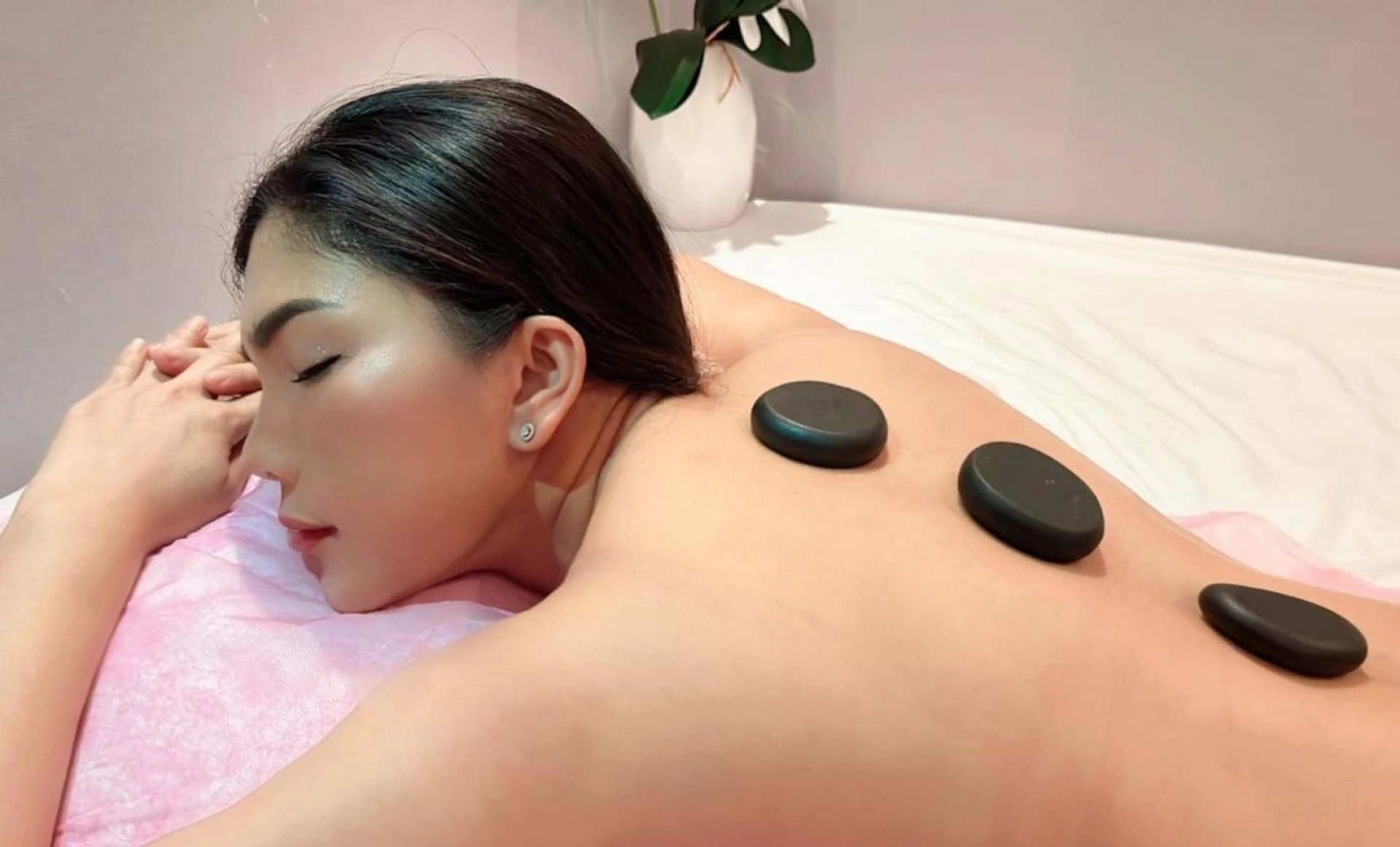 Discover Ultimate Relaxation: Full Relieve Massage and Spa Services in Dubai