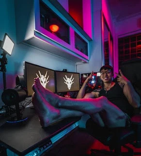 Best Gaming Desk with More Accessories