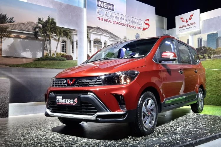 New Wuling Confero S