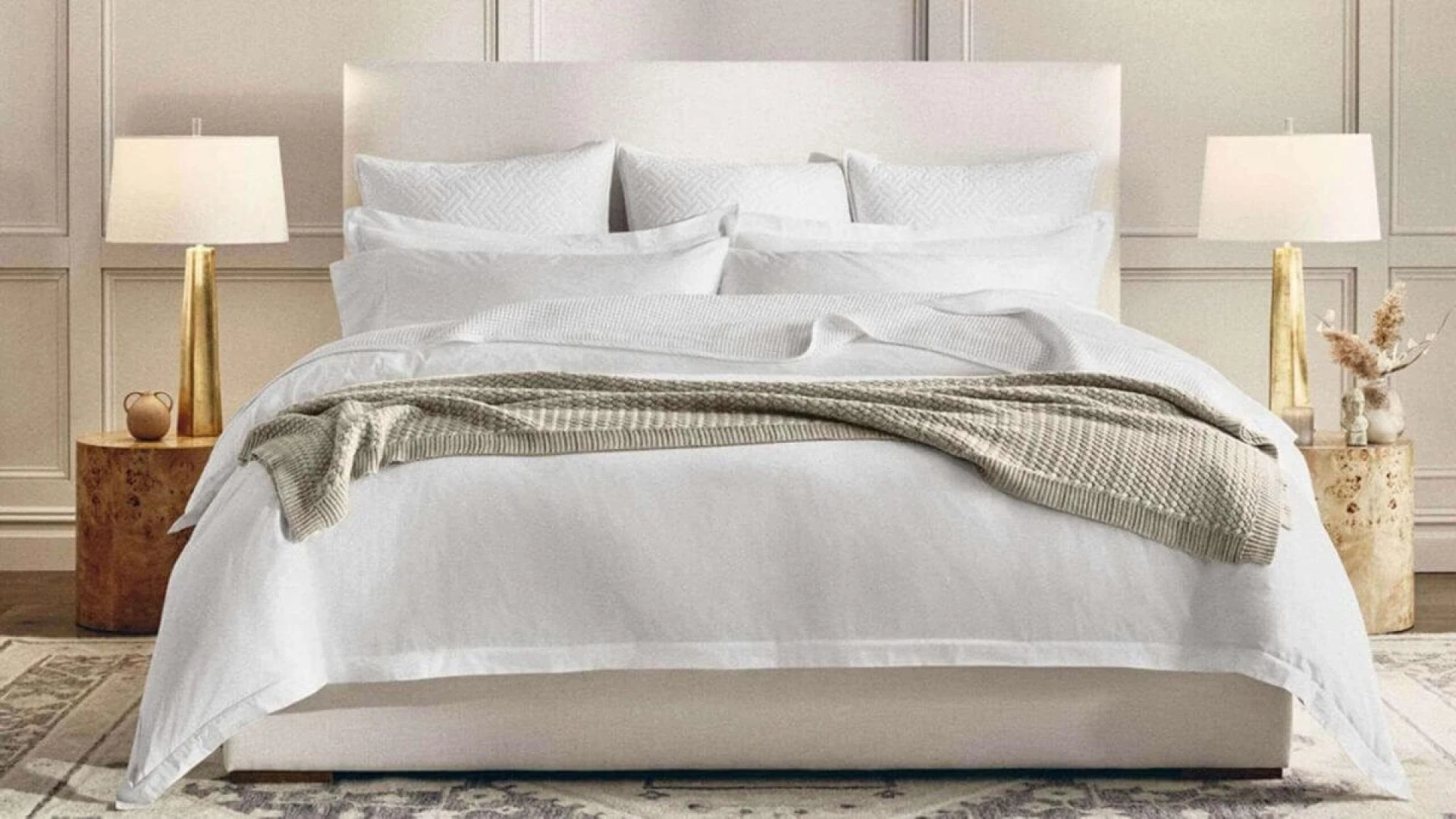 Transforming Sleep: The Art and Science Behind Bedding Manufacturers
