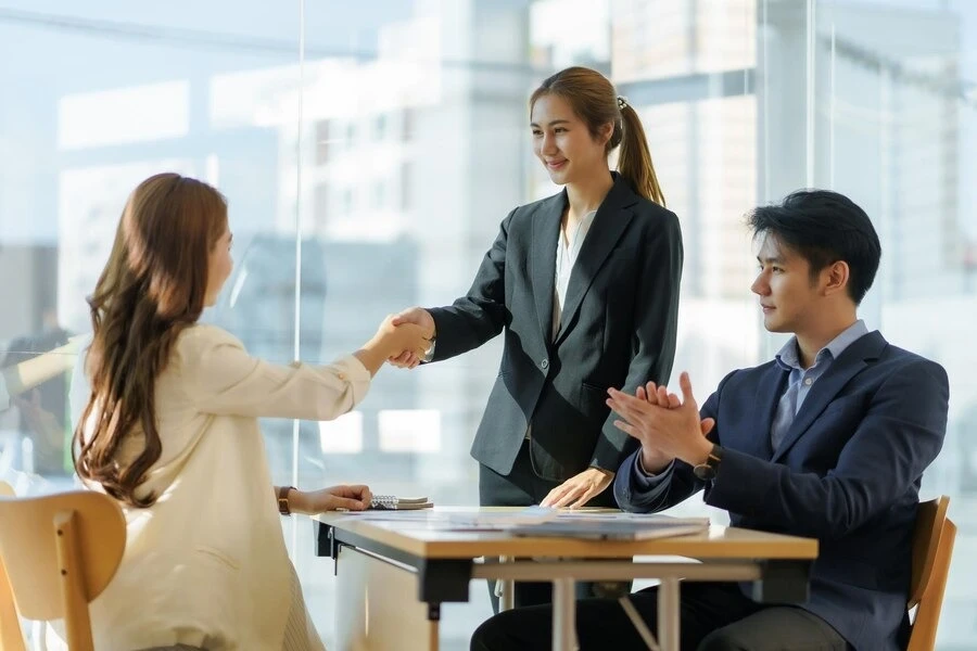 Navigating Job Announcements in Cambodia: Opportunities Await
