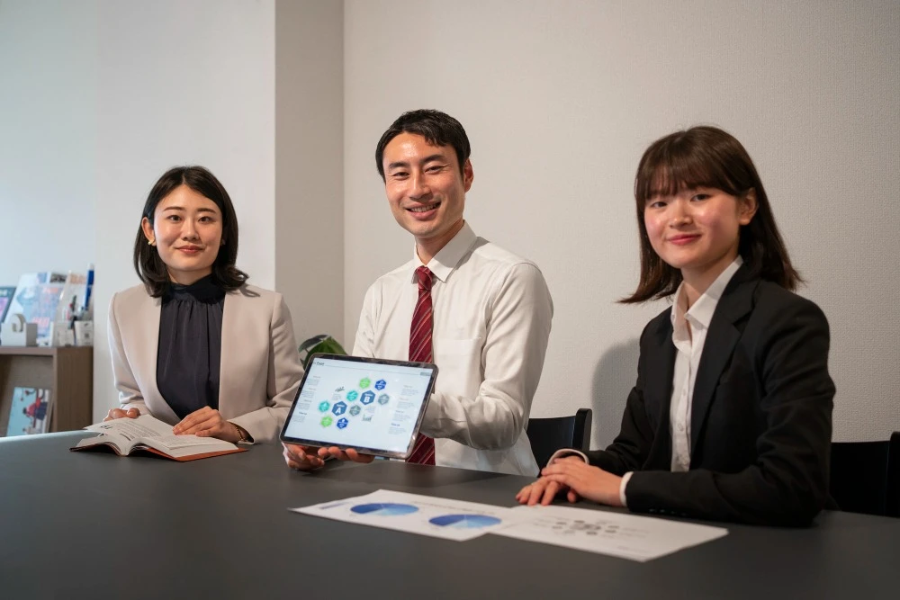 Perfecting Your Khmer CV: Essential Tips for Success