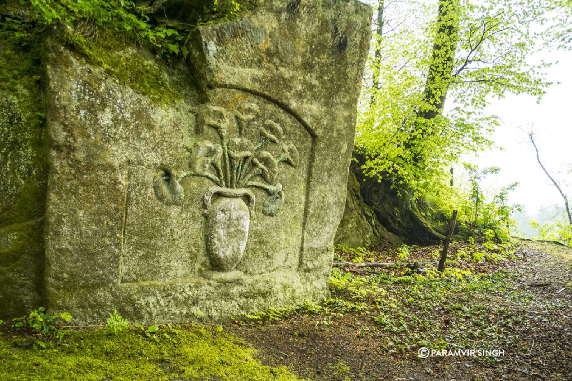 Safenwil Carvings on rock