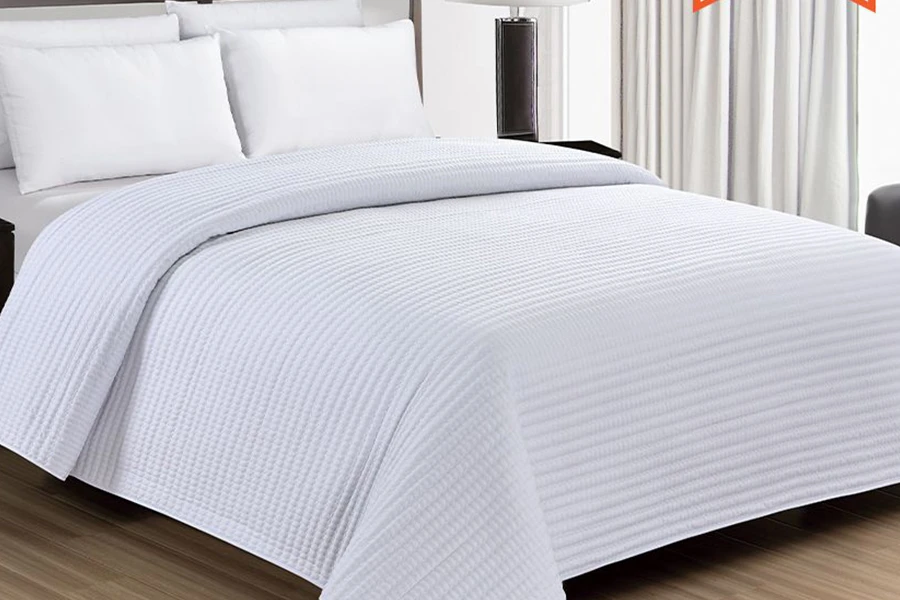 Choosing Cozy and Durable Hotel Blankets That Make a Lasting Impression