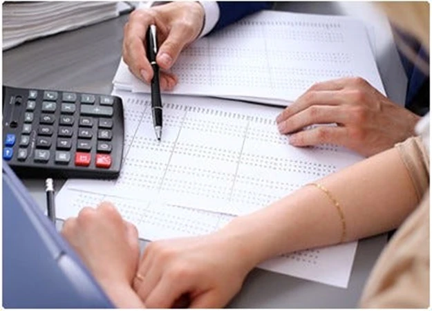 UK Spouse Visa Requirements 2025