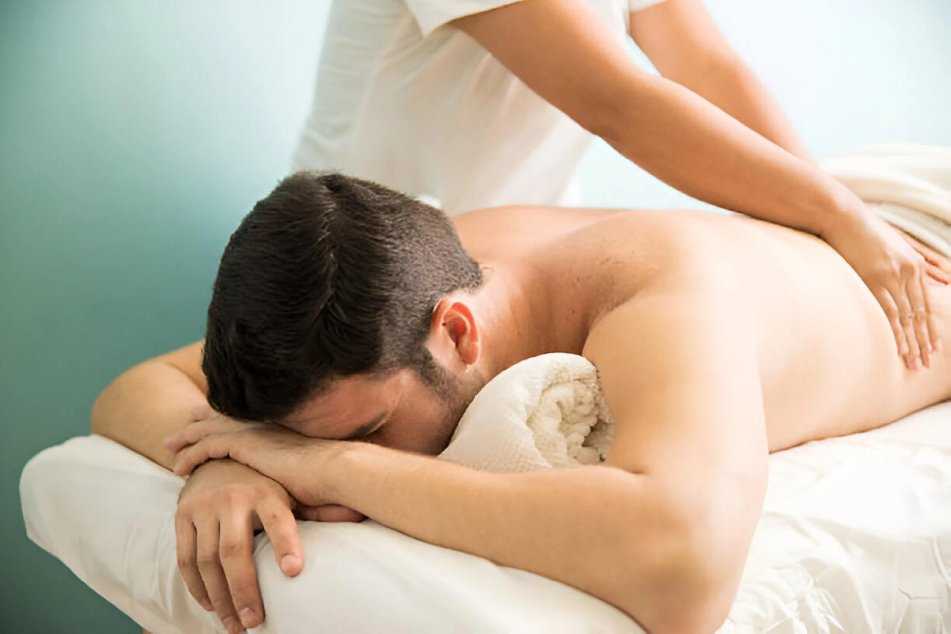 Get Full Body Massages in Ajman With Chandini Rath Spa Ajman