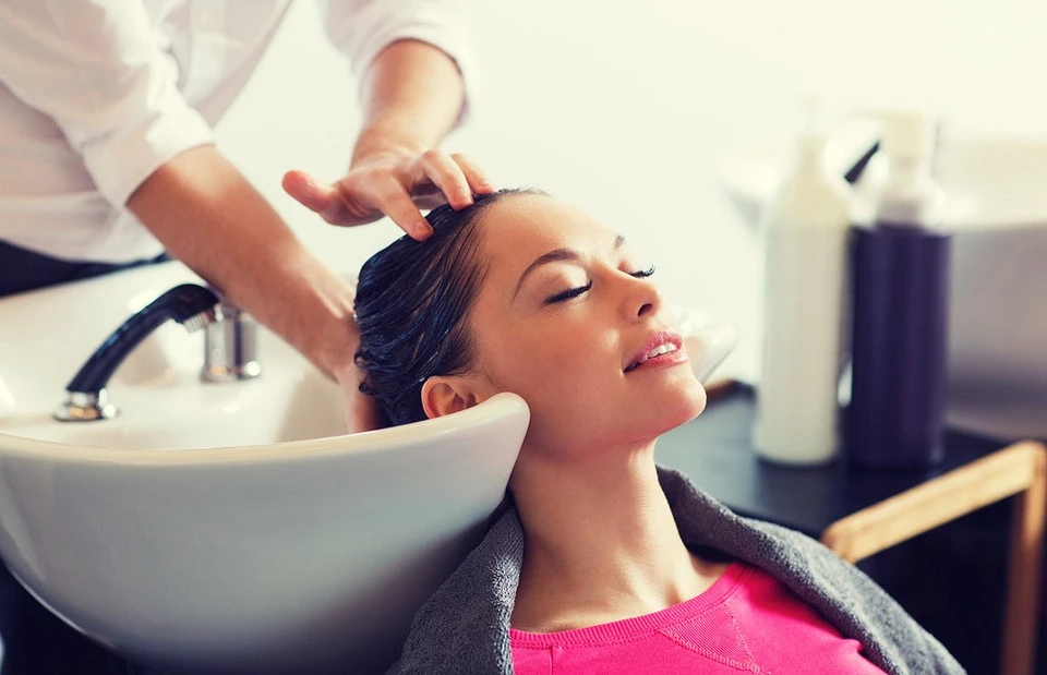 Protect Your Hair: Top Tips to Safeguard Your Locks from Daily Damage