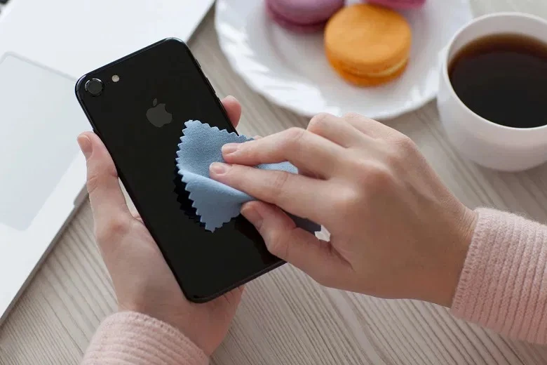 Màn Hình iPhone Bị Nhòe 1 Góc: Nguyên Nhân, Dấu Hiệu và Giải Pháp