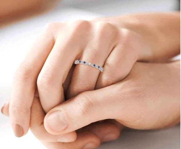 Why Blue Sapphire Diamond Rings Are Becoming a Popular Alternative to Traditional Diamonds?