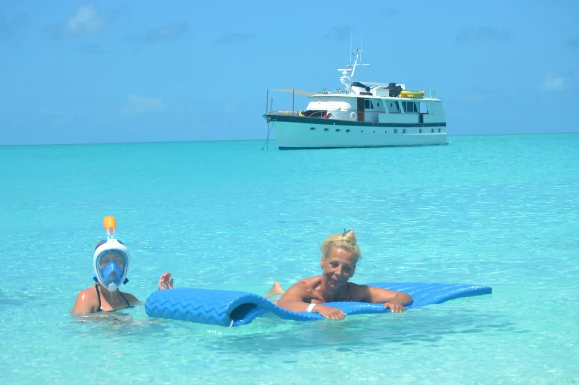 Power Yacht Charter Bahamas : The Best Way to See the Bahamas