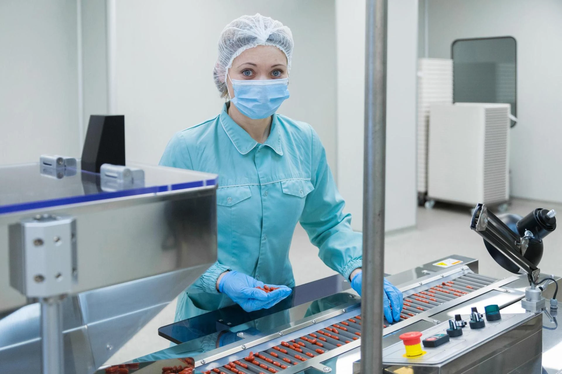 Revolutionizing Healthcare: Inside the World of Medicine Manufacturing