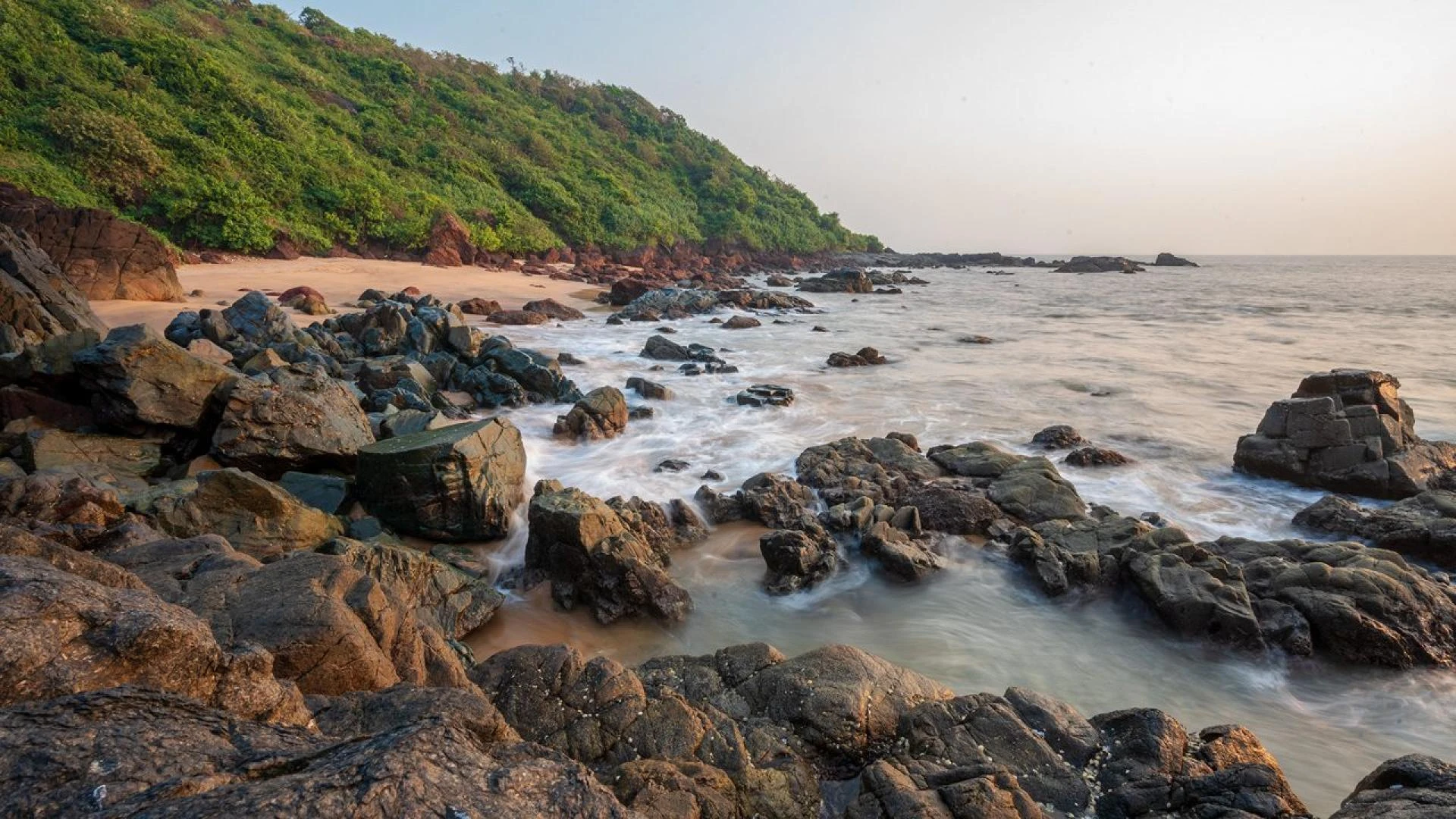 Experience the Magic of Goa: Your Complete Goa Tour Package Guide