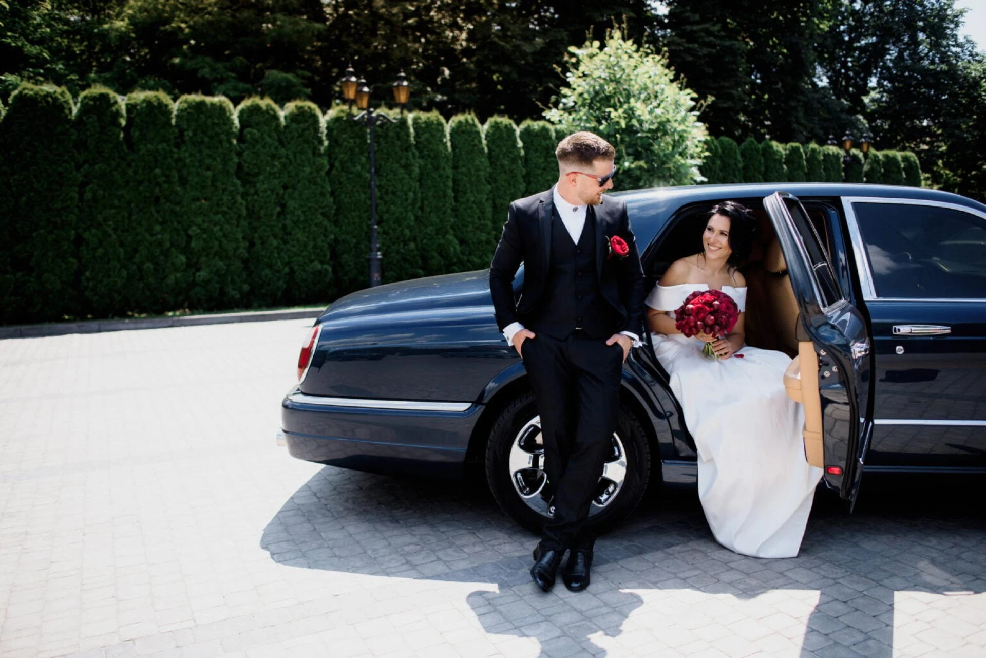 Montreal’s Finest Limo Service for Weddings, Parties, and More