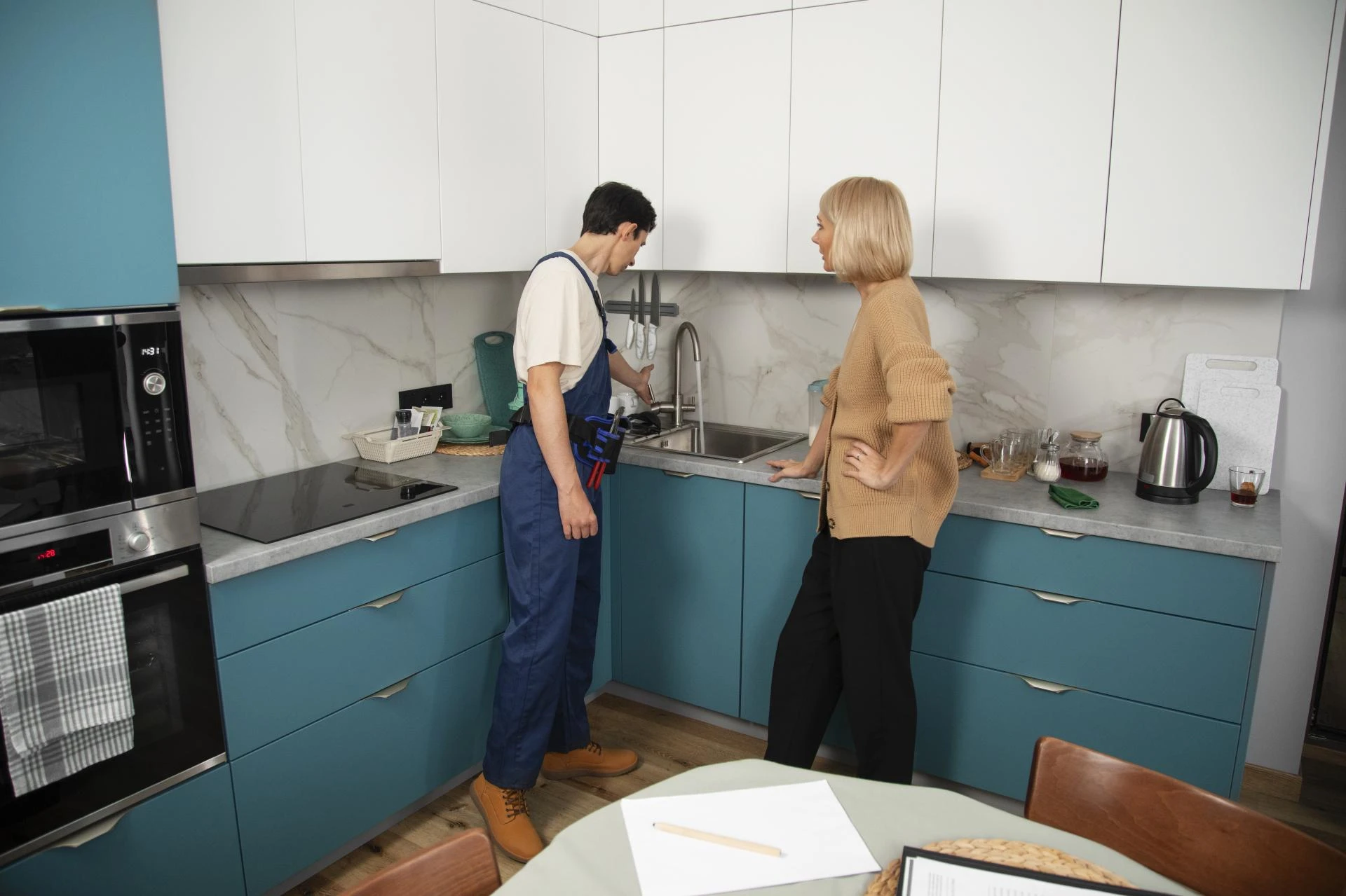 Signs It’s Time to Opt for Cabinet Refacing Services