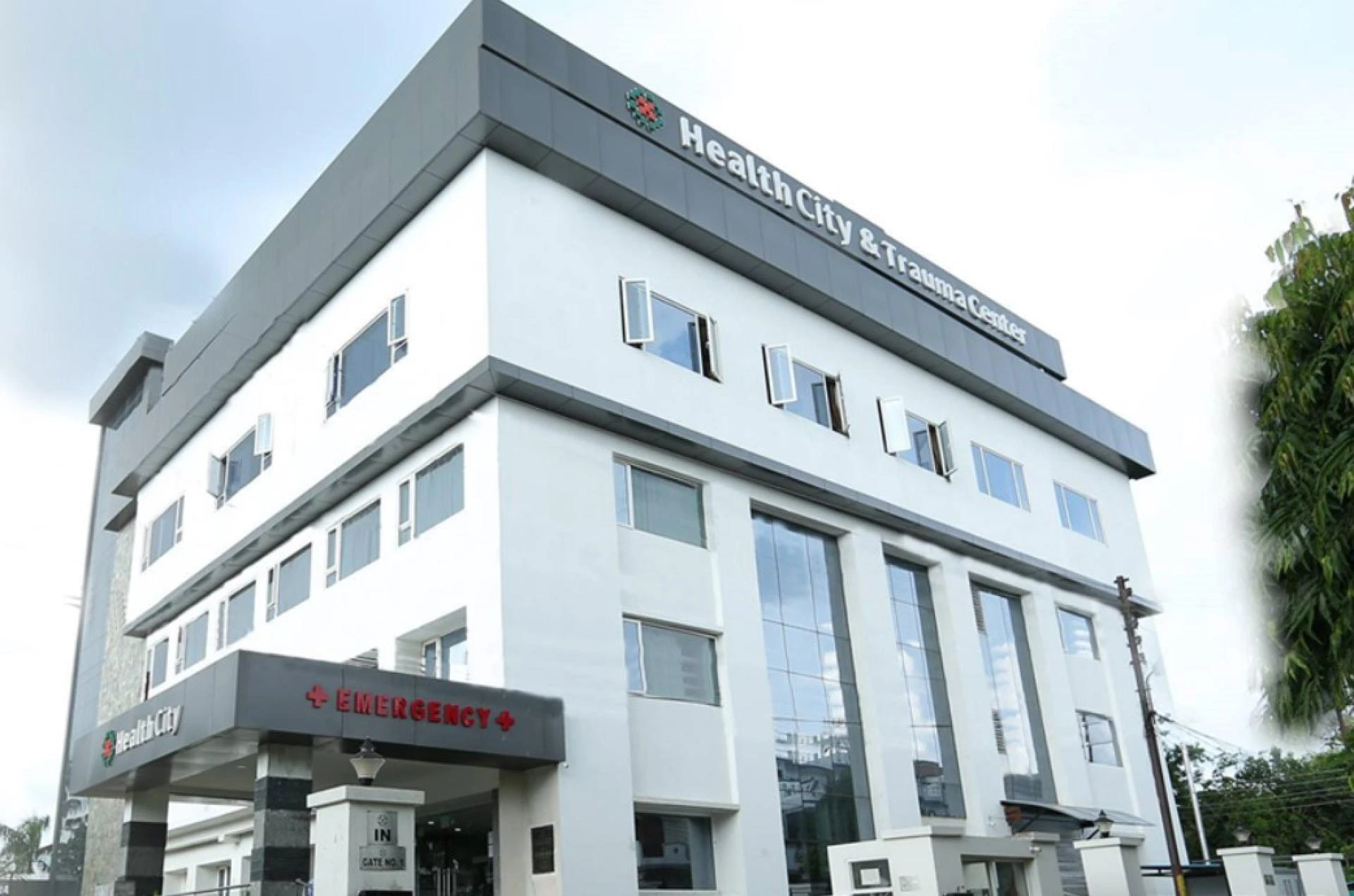 Key Differences Between a Trauma Center in Lucknow and Regular Hospitals