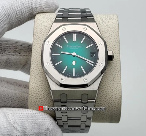 Why Super Clone Watches Are the Secret to Owning Iconic Timepieces