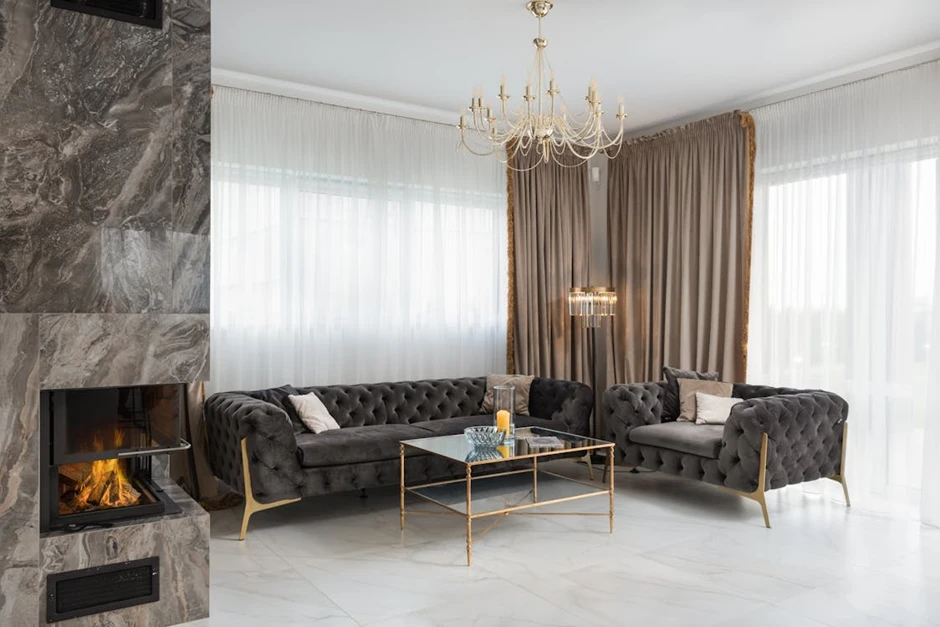 How Do Different Pleat Styles Affect the Appearance of Drapes?