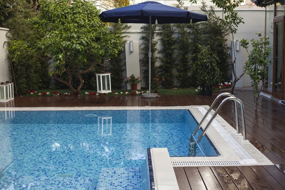 π Building a Pool for Your Melbourne Home: Factors to Consider Before You Start π¦