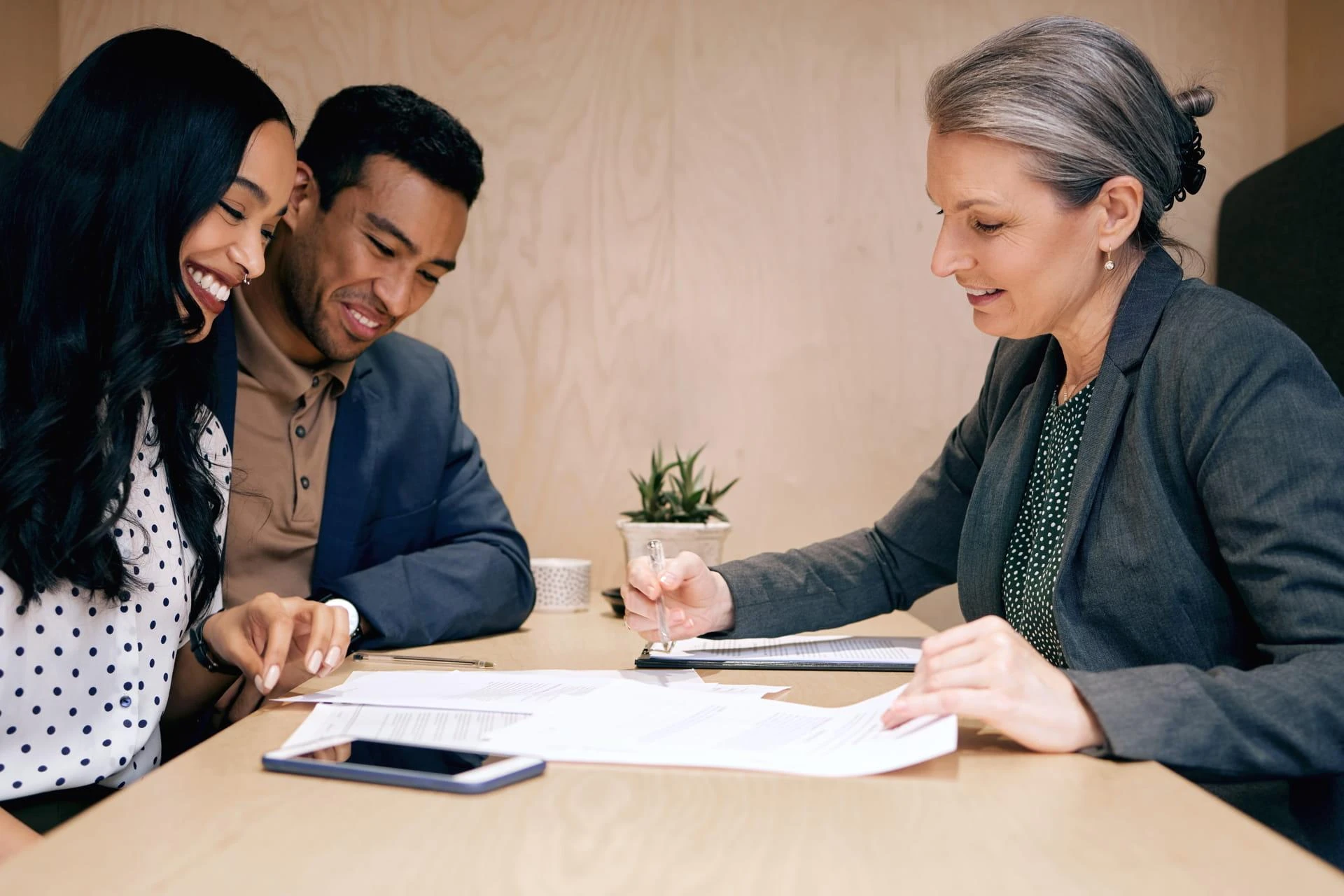 How to Choose the Right Insurance Agency for Your Coverage Needs