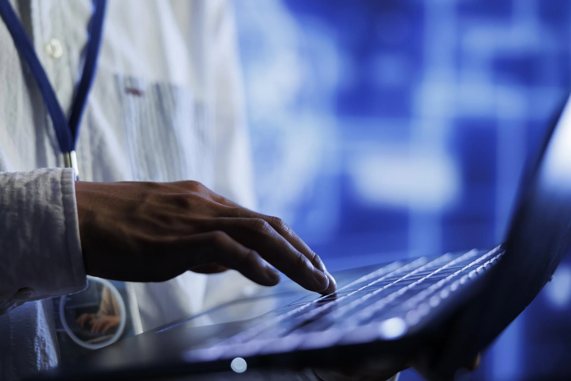 Hybrid Cloud Strategies for Enterprise Cloud Migration