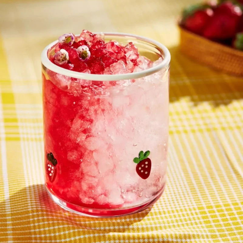 Clear Tumblers with Detailed Design – Handcrafted Elegance for Every Occasion