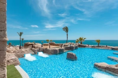 Is There Parking for Hotel Guests at the Marriott's Marbella Beach Resort