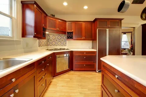 Kitchen Cabinet in Dubai: A Guide to Choosing the Best for Your Home
