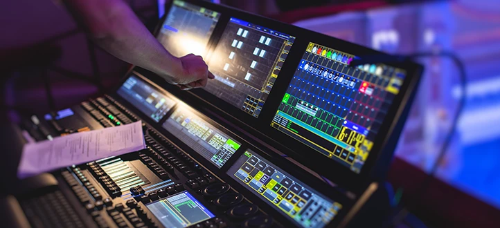 What Goes Into Setting Up a Light Show? Concepts, Designs, and Industry Secrets Behind Lighting Effe