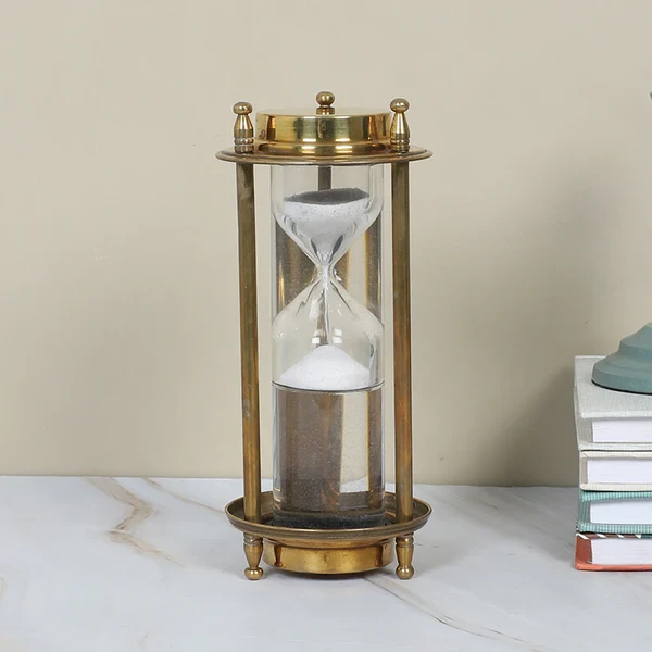 10 Best Birthday Gifts for Someone Who Loves Decorating Their Home