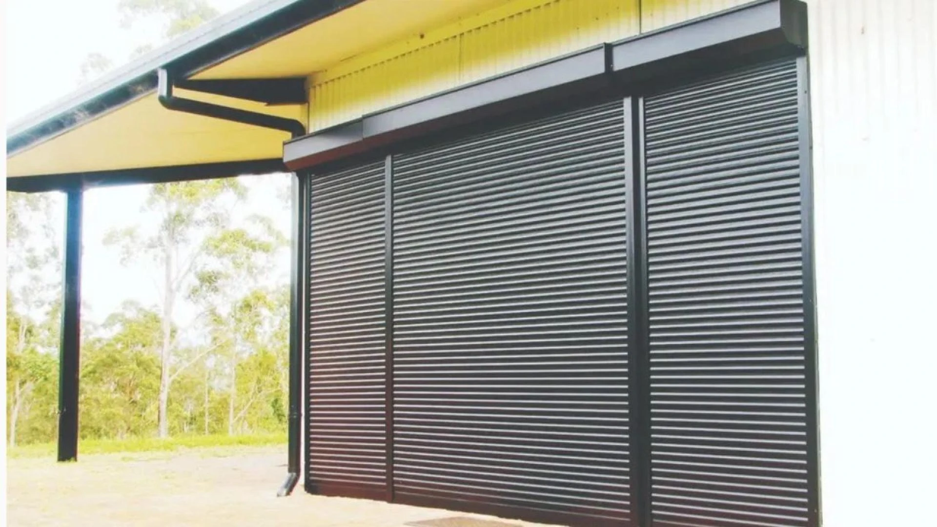 Maximize Your Shutter's Lifespan: A Practical Guide to Rolling Shutter Maintenance and Repair.
