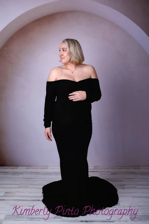 Maternity Photography Poses to Highlight Your Baby Bump