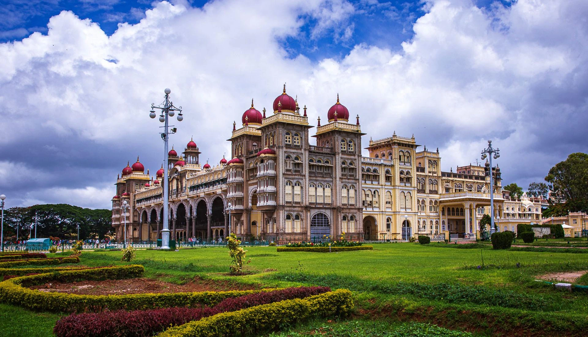 Draft: Why Karnataka is the Perfect Destination for a Family VacationMy Post Title
