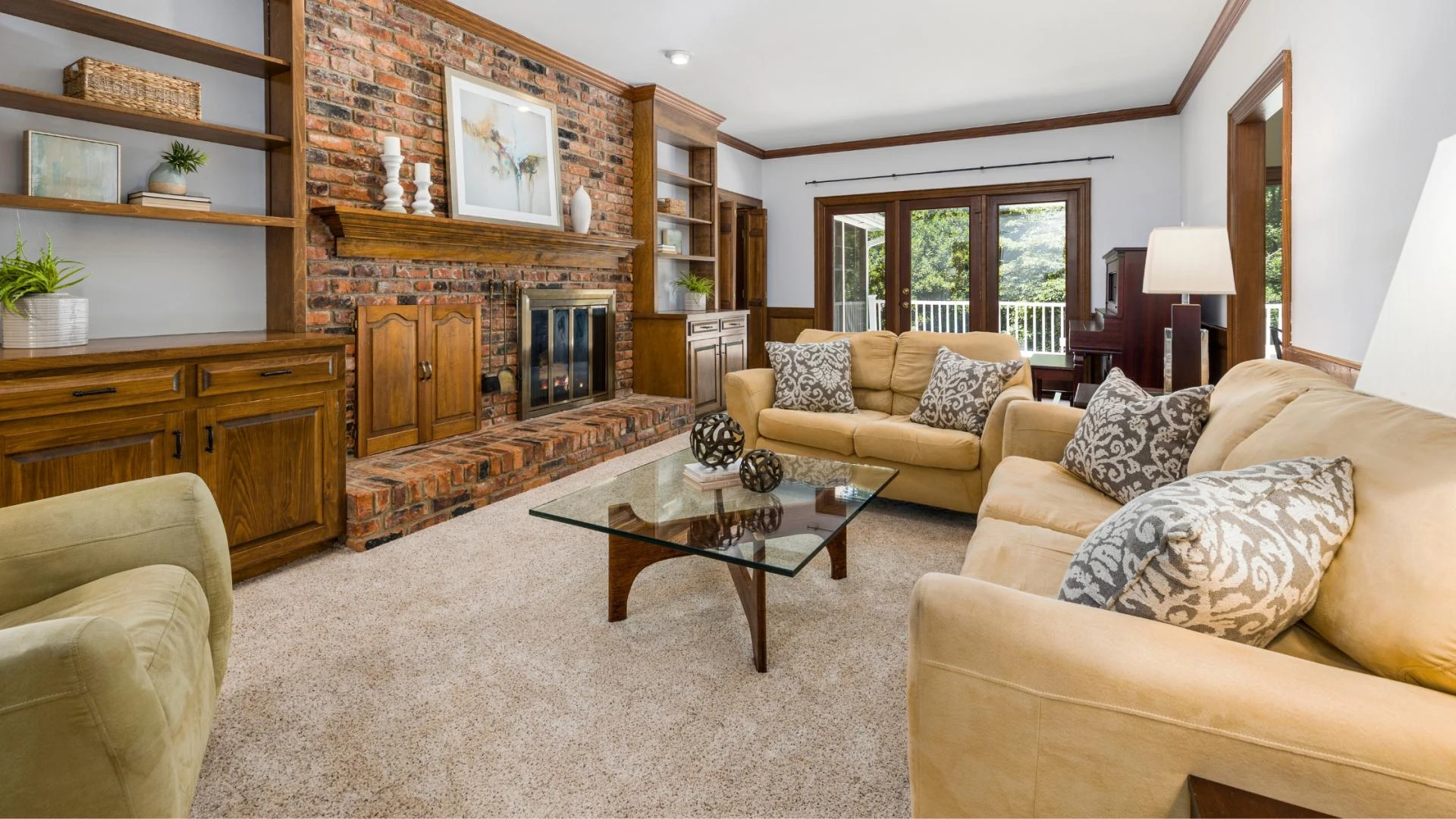 How to Choose the Perfect Carpet Colour for Your Living Room?