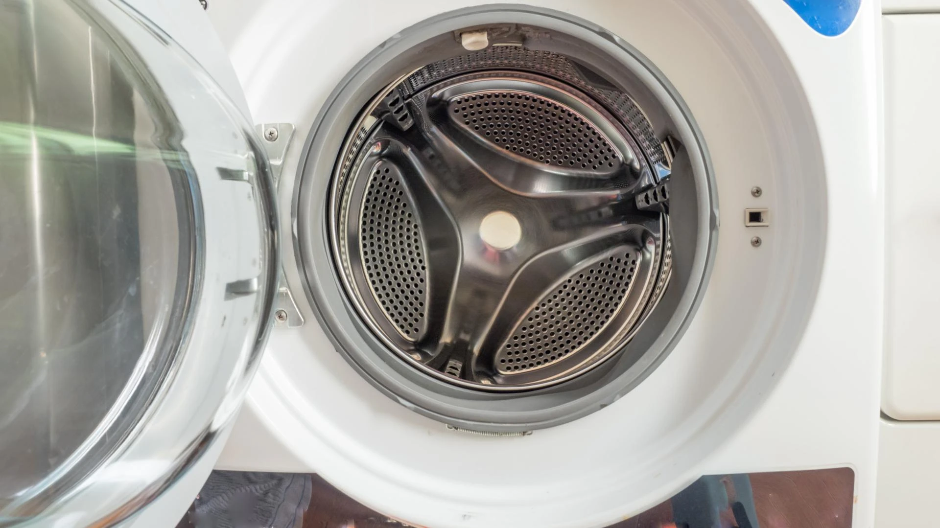 Maximizing the Lifespan of Your UniMac Washer with Proper Maintenance