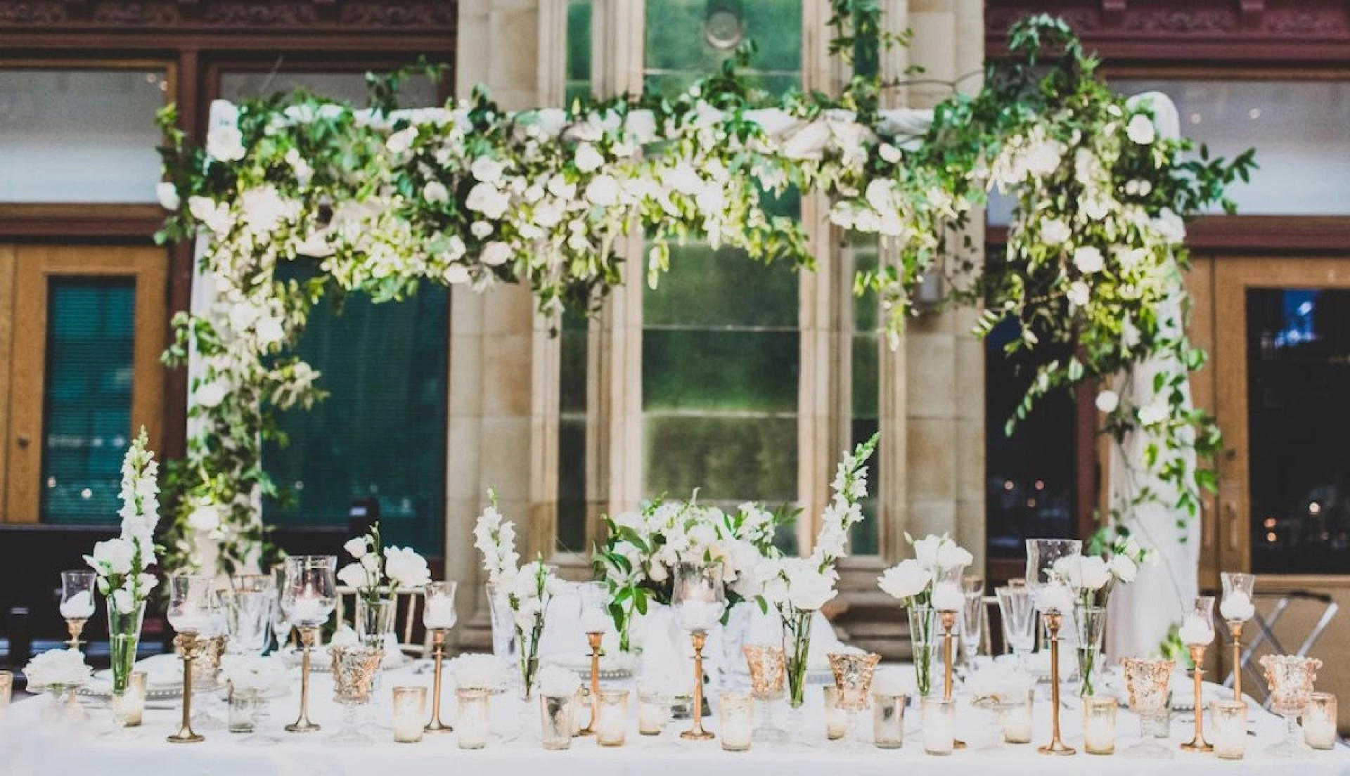 Wedding Reception Flowers: Creating a Stunning Floral Ambiance