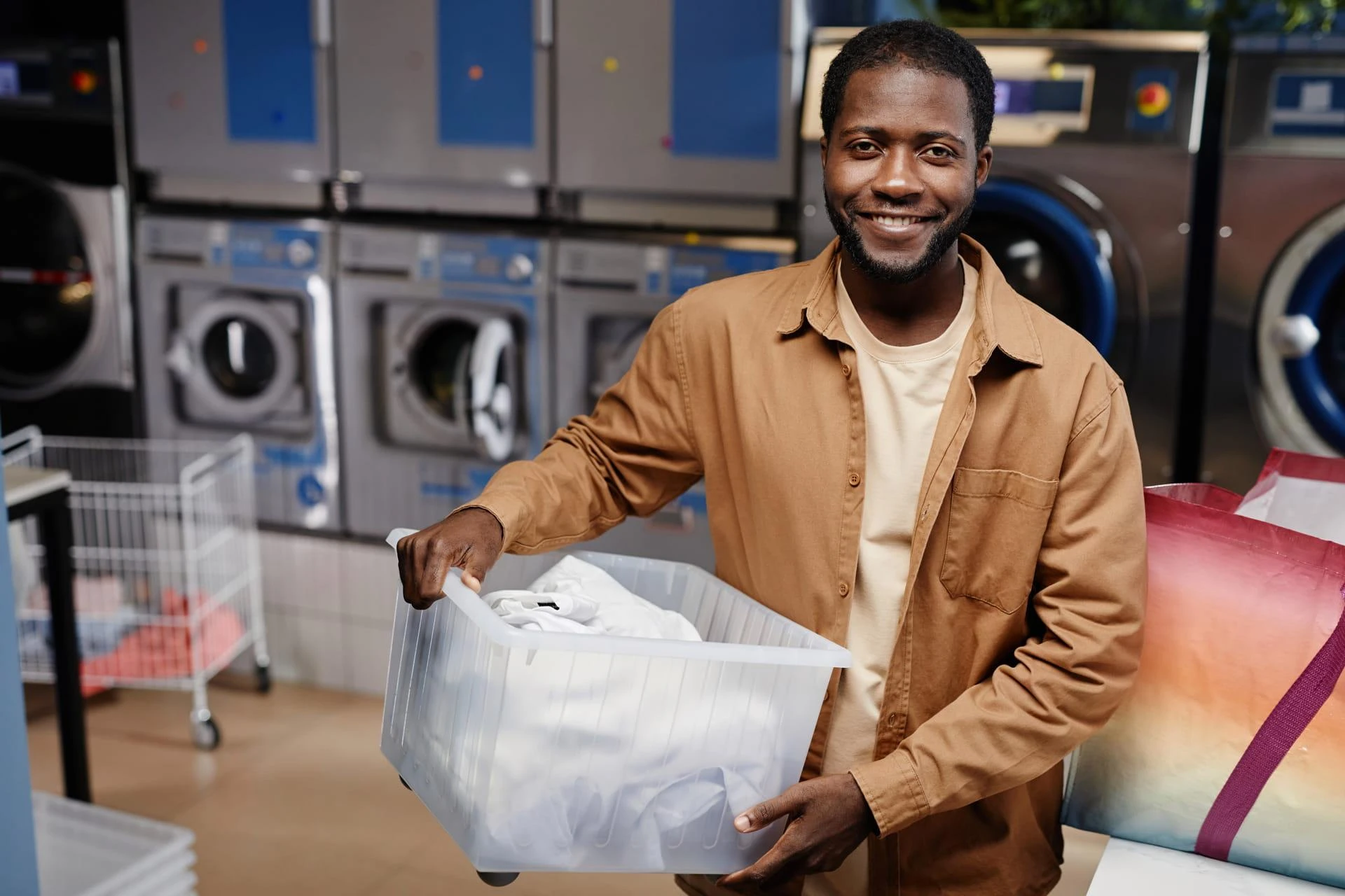 7 Ways Commercial Laundry Suppliers Maximize Business Efficiency
