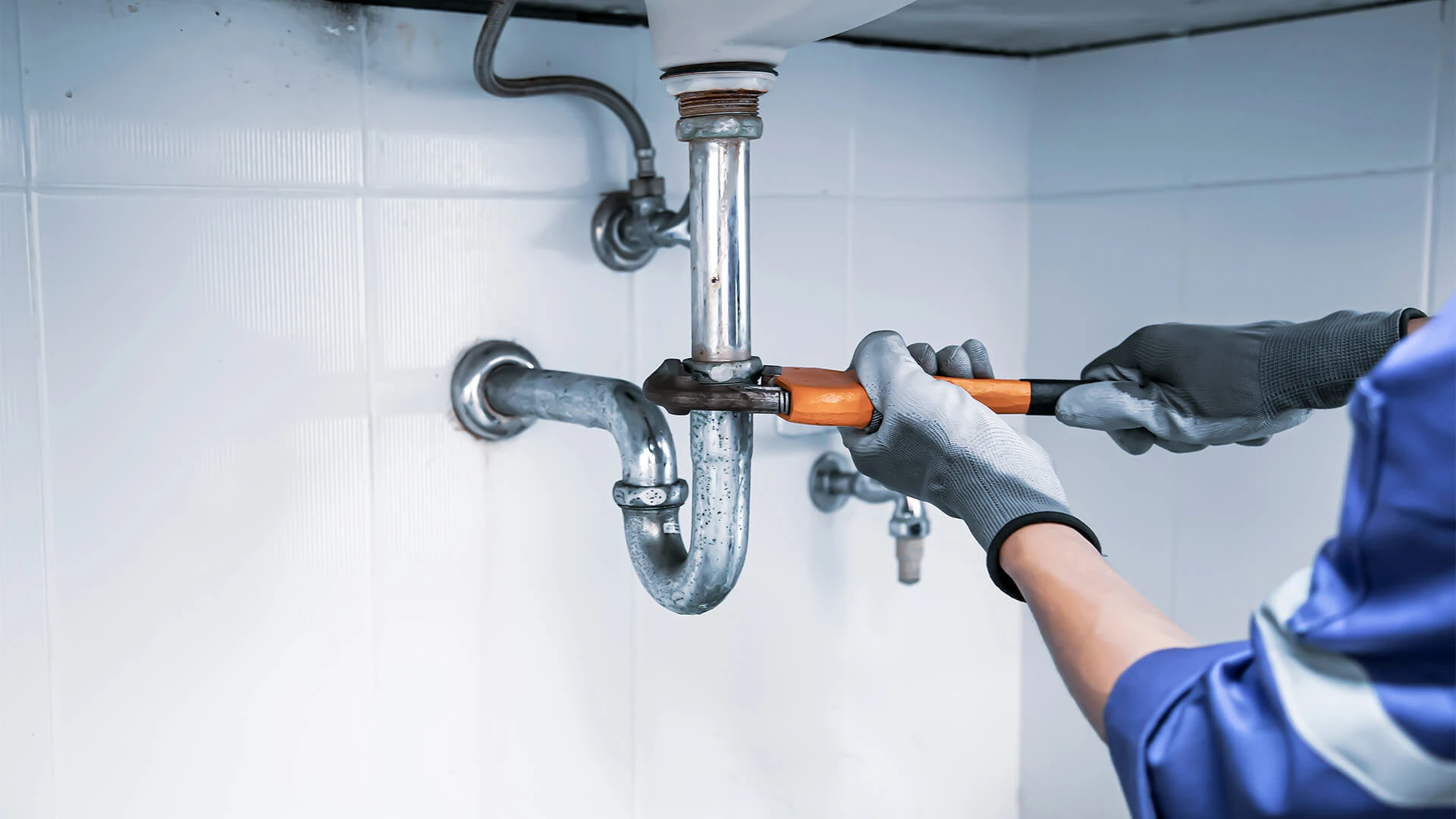 Common Plumbing Problems in Glendale, AZ and How to Fix Them