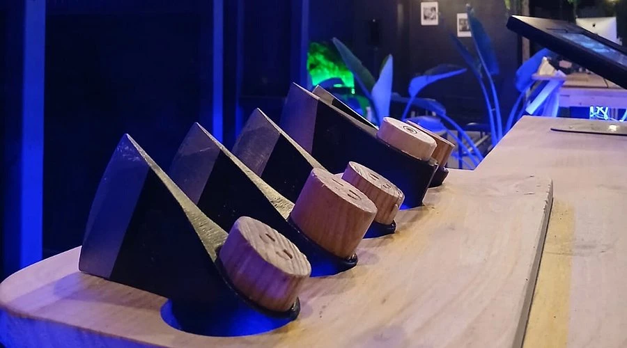 Axe Throwing Near Me (For Local Searches): The Ultimate Guide to Finding the Best Spot