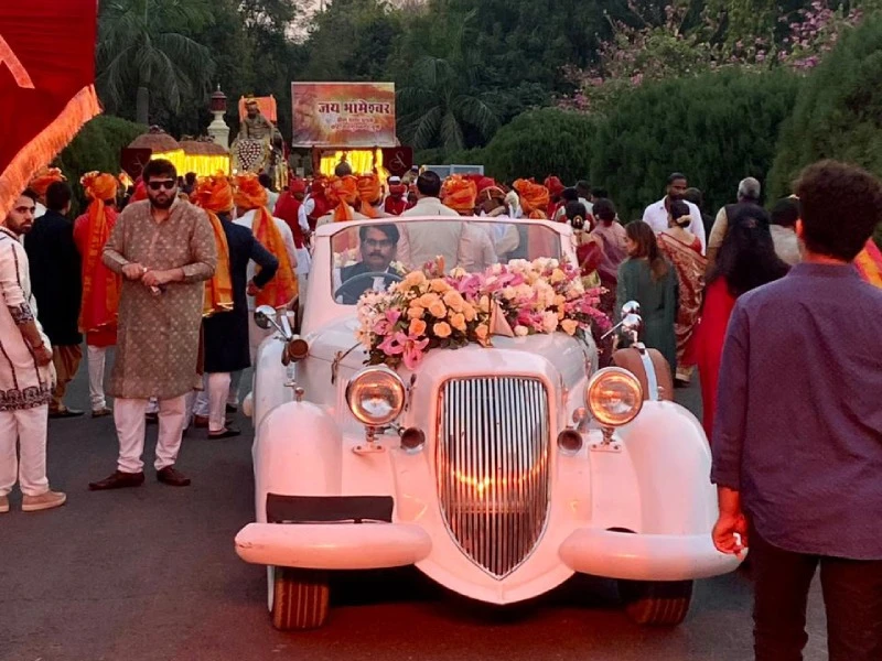 Vintage Car on Rent in Jaipur – Royal Ride for Weddings & Events