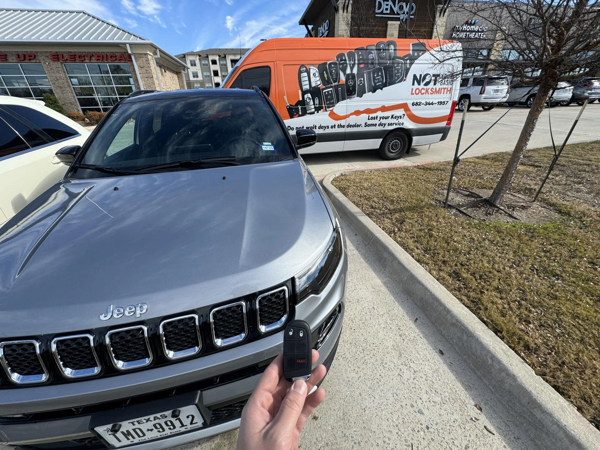 Locksmith Near Me: How to Choose the Best Car Key Expert