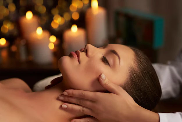  The Ultimate Guide to Spa Facial Treatments: Benefits, Types, and What to Expect