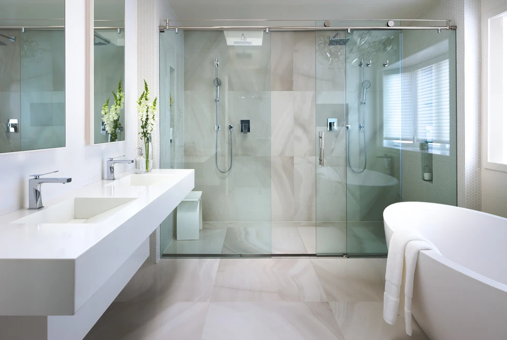 How Can a Bathroom Glass Partition Improve Your Space?